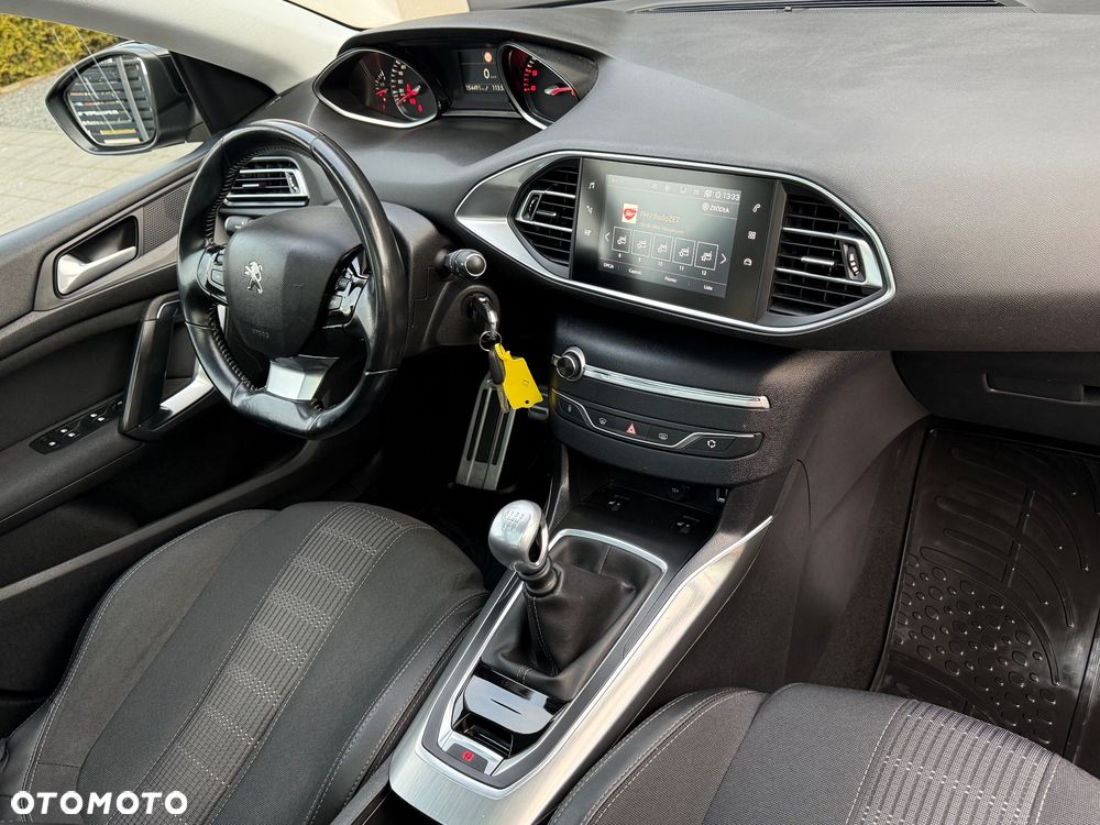 Peugeot 308 BlueHDi 130 Stop & Start Allure - 19