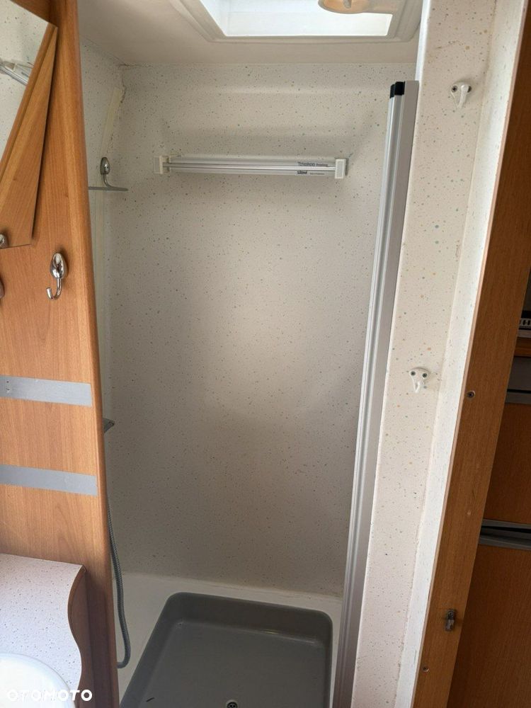 Mercedes-Benz Sprinter - 23