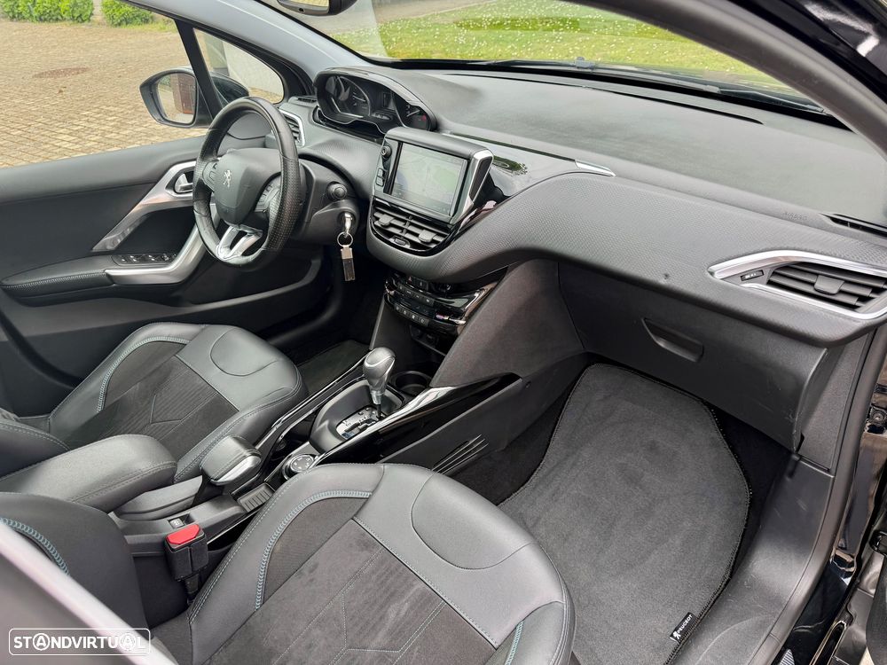 Peugeot 2008 BlueHDi FAP 120 STOP & START EAT6 Crossway - 7