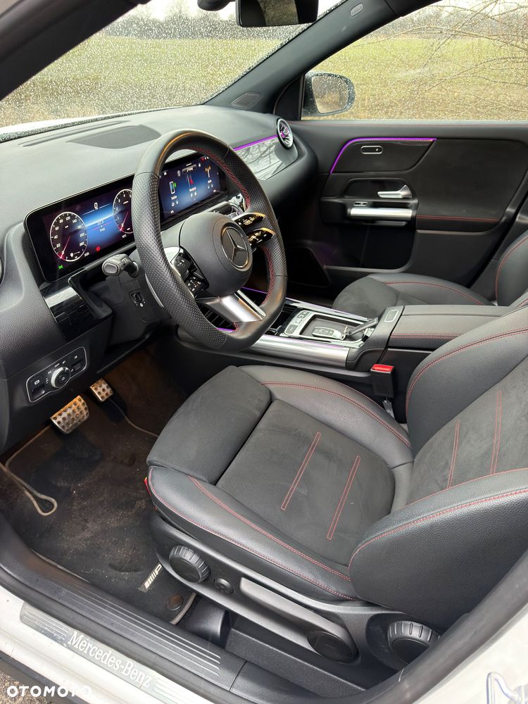 Mercedes-Benz GLA 200 AMG Line - 4