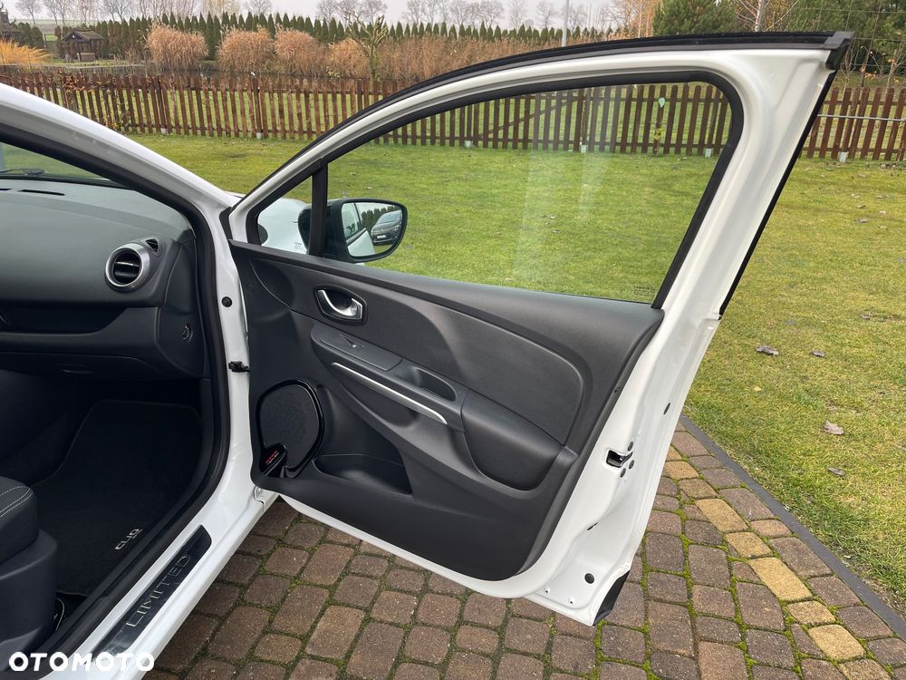 Renault Clio 1.2 16V Limited - 29