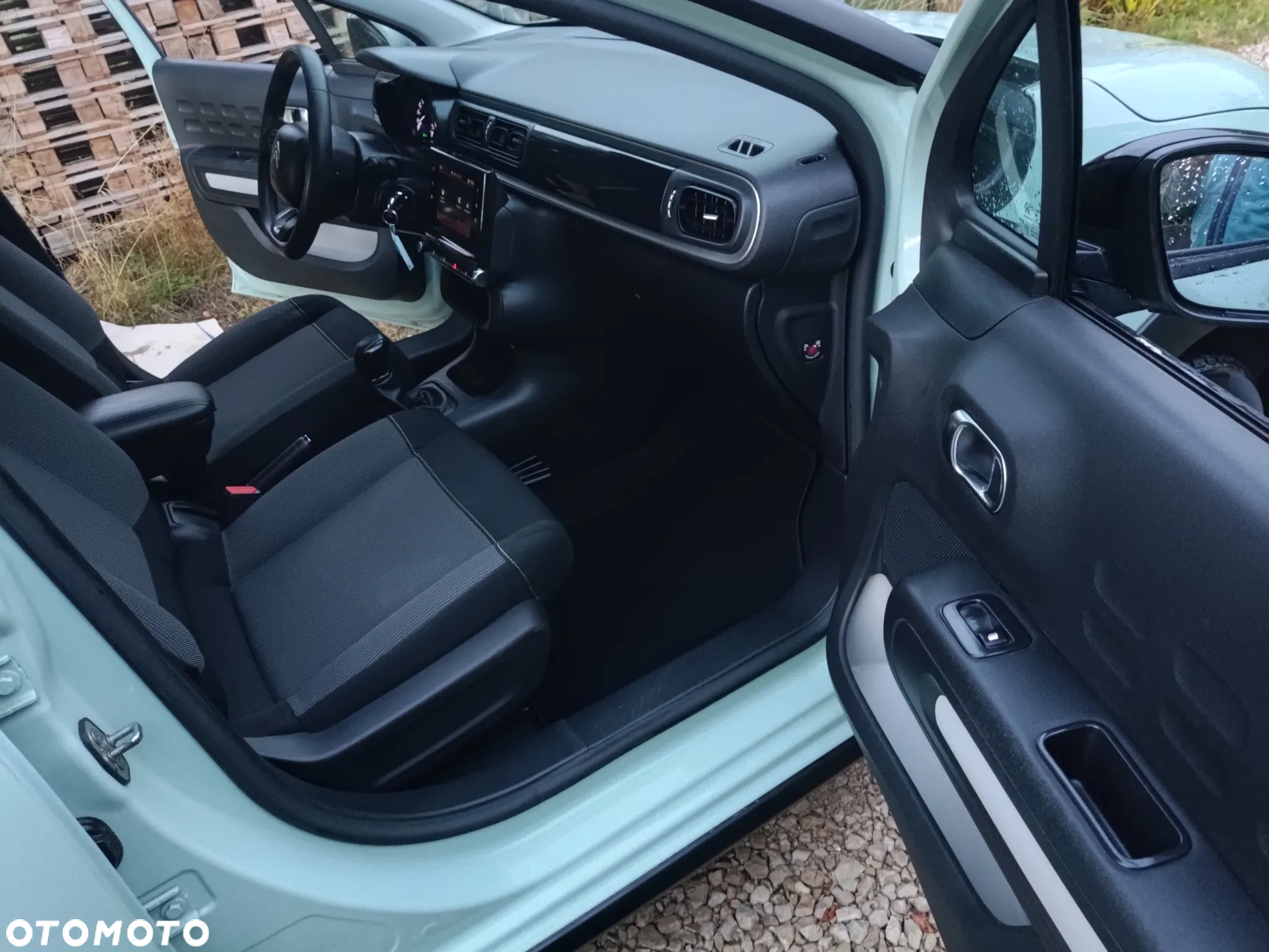 Citroën C3 Pure Tech 83 S&S FEEL PACK - 26