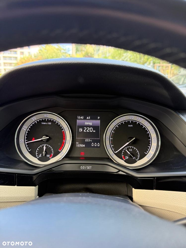 Skoda Superb 2.0 TSI L&K DSG - 22
