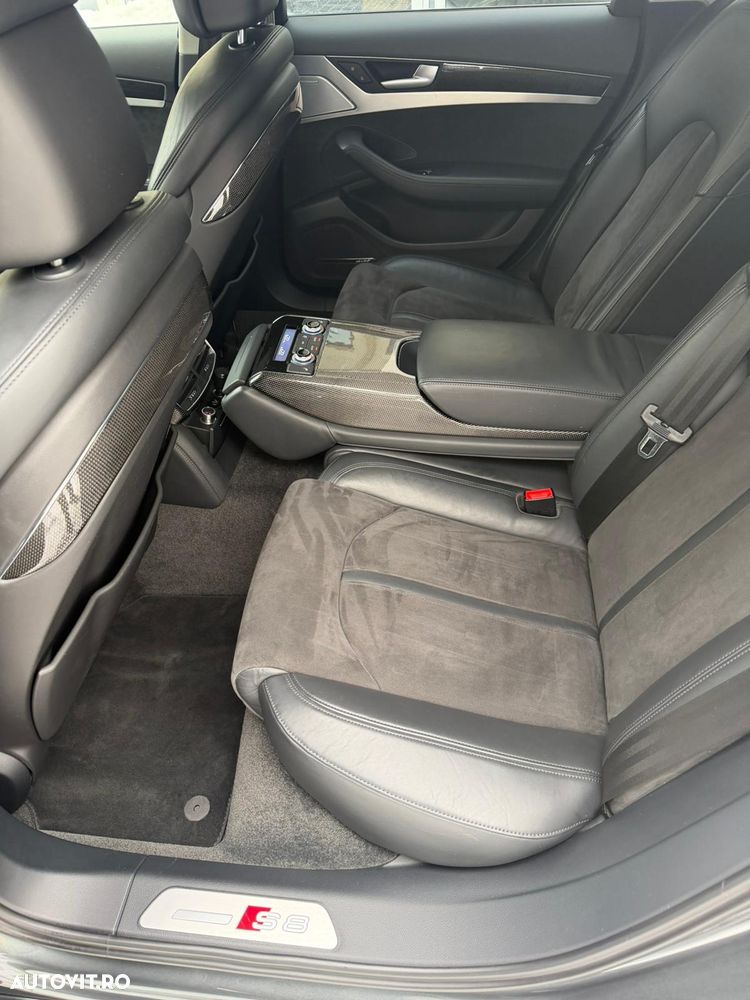 Audi S8 4.0 TFSI quattro Tiptronic - 34