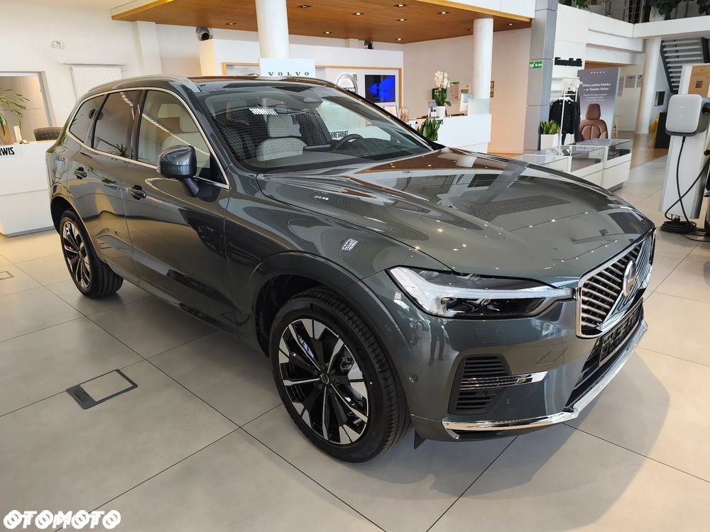 Volvo XC 60 B5 B AWD Plus Dark - 6