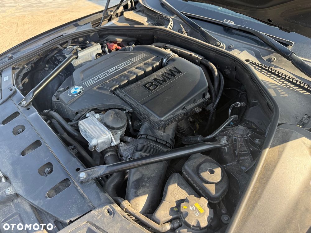 BMW Seria 5 535i xDrive Sport-Aut Modern Line - 10