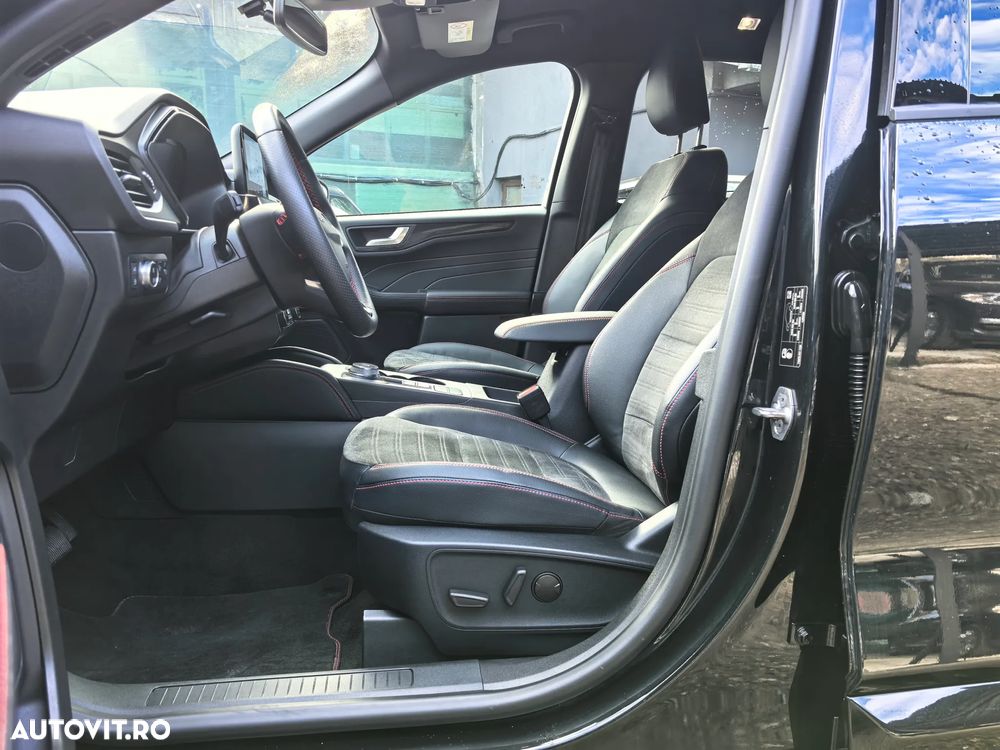 Ford Kuga 2.5 Duratec PHEV ST-LINE X - 6