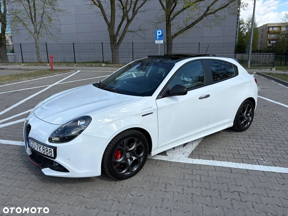 Alfa Romeo Giulietta 1750 TBi Veloce TCT - 4