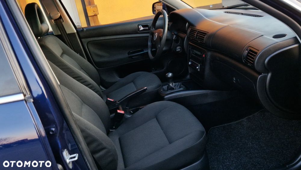 Volkswagen Passat 1.9 TDI - 16