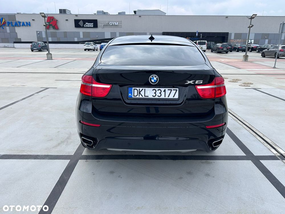 BMW X6 - 13