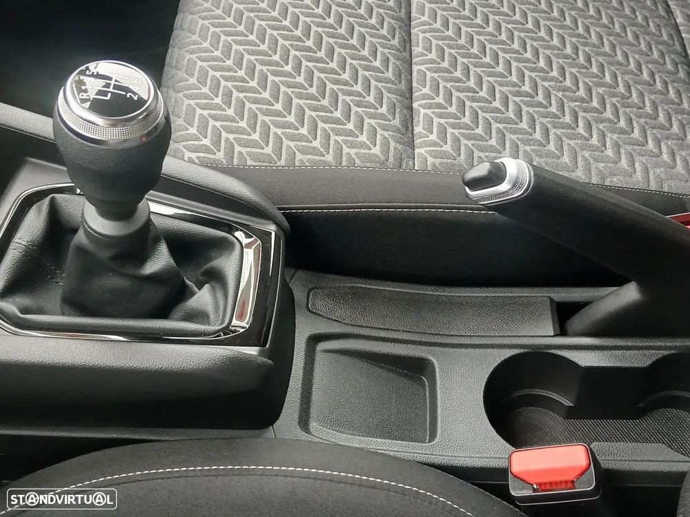 Renault Clio - 27