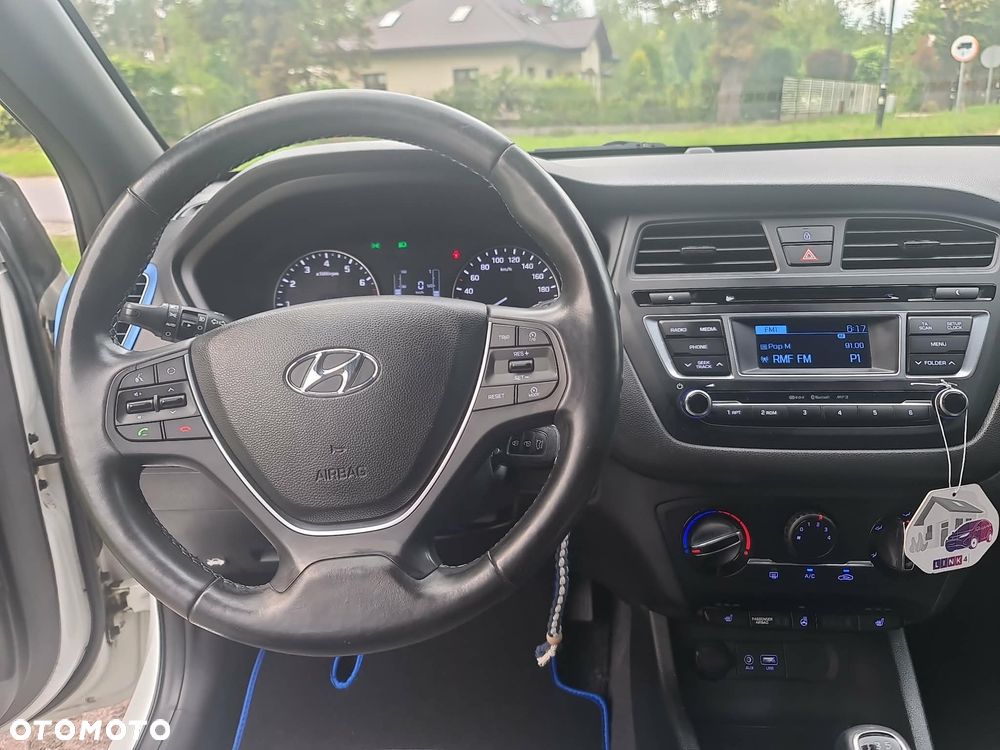 Hyundai i20 1.2 Passion Plus - 9