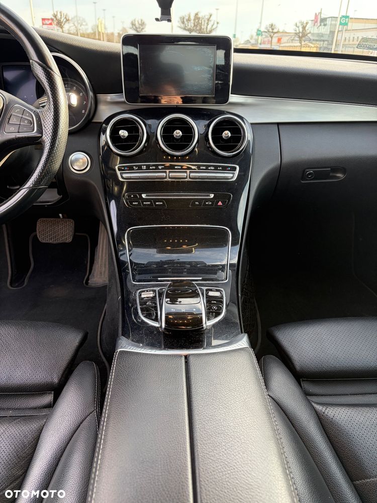 Mercedes-Benz Klasa C 200 - 11