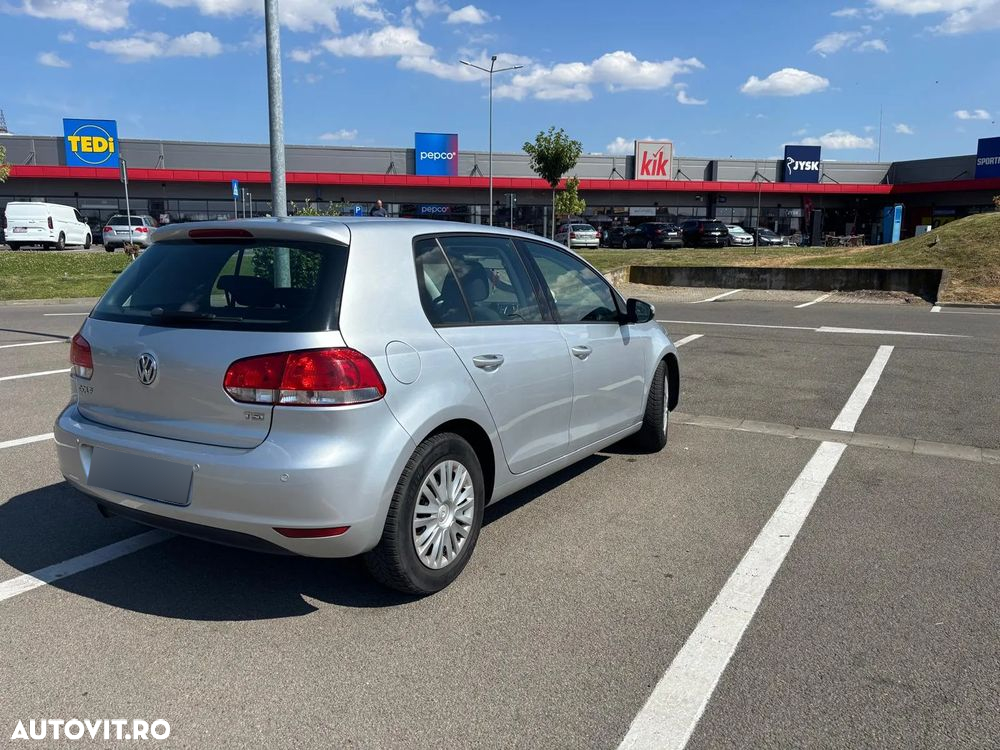 Volkswagen Golf 1.2 TSI Trendline DSG - 9