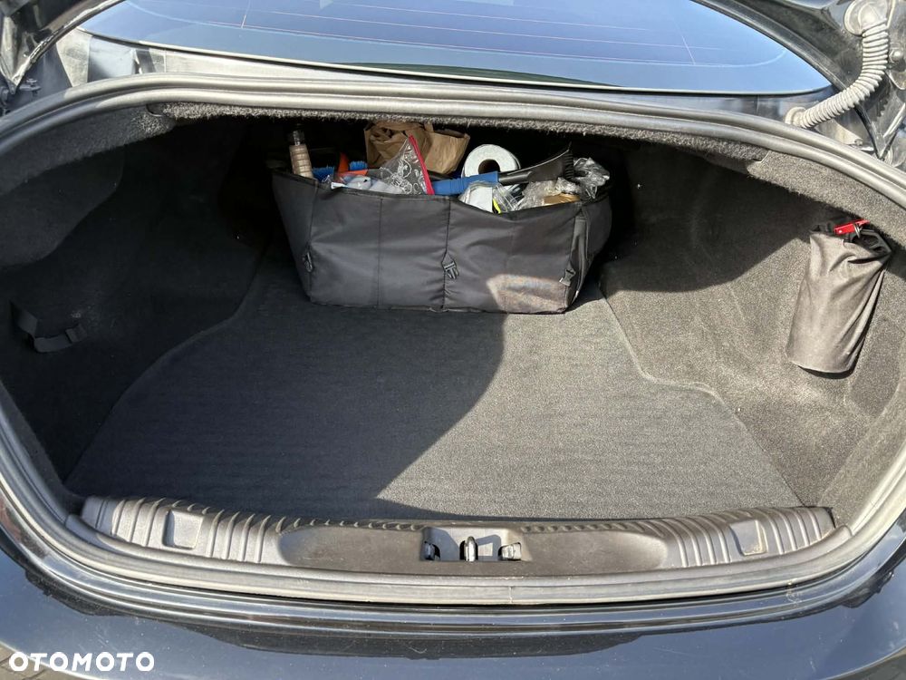 Jaguar XF 2.2 D Premium Luxury - 16