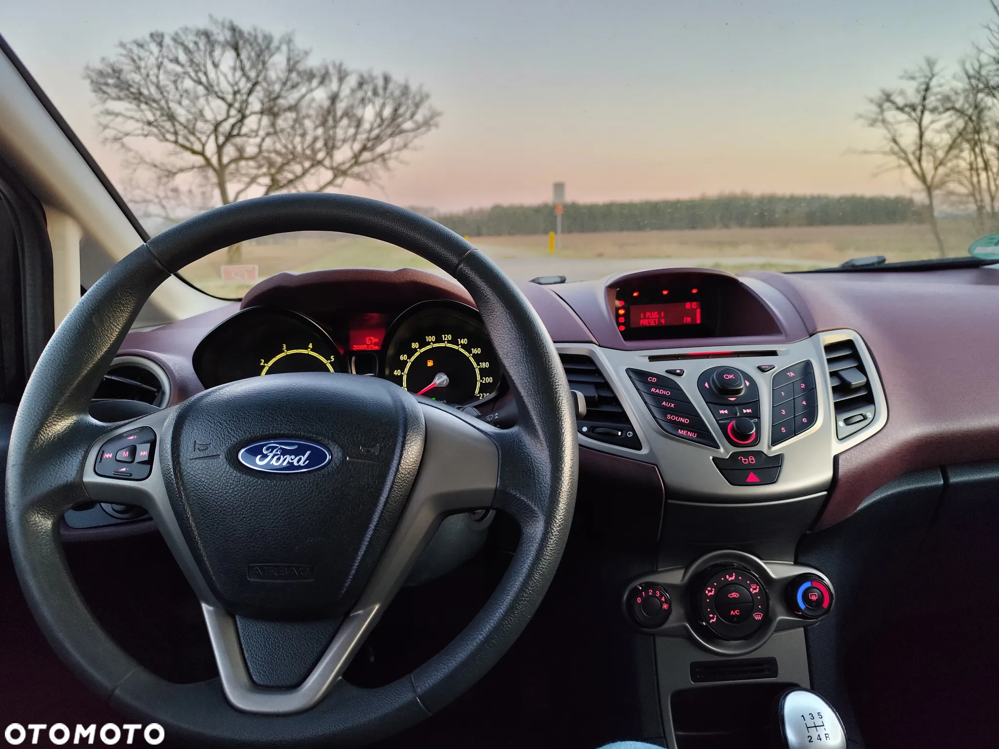 Ford Fiesta 1.25 Celebration - 15