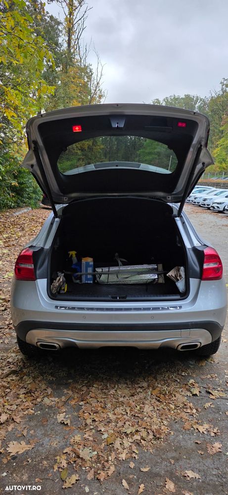 Mercedes-Benz GLA 200 (CDI) d 4Matic 7G-DCT Style - 10