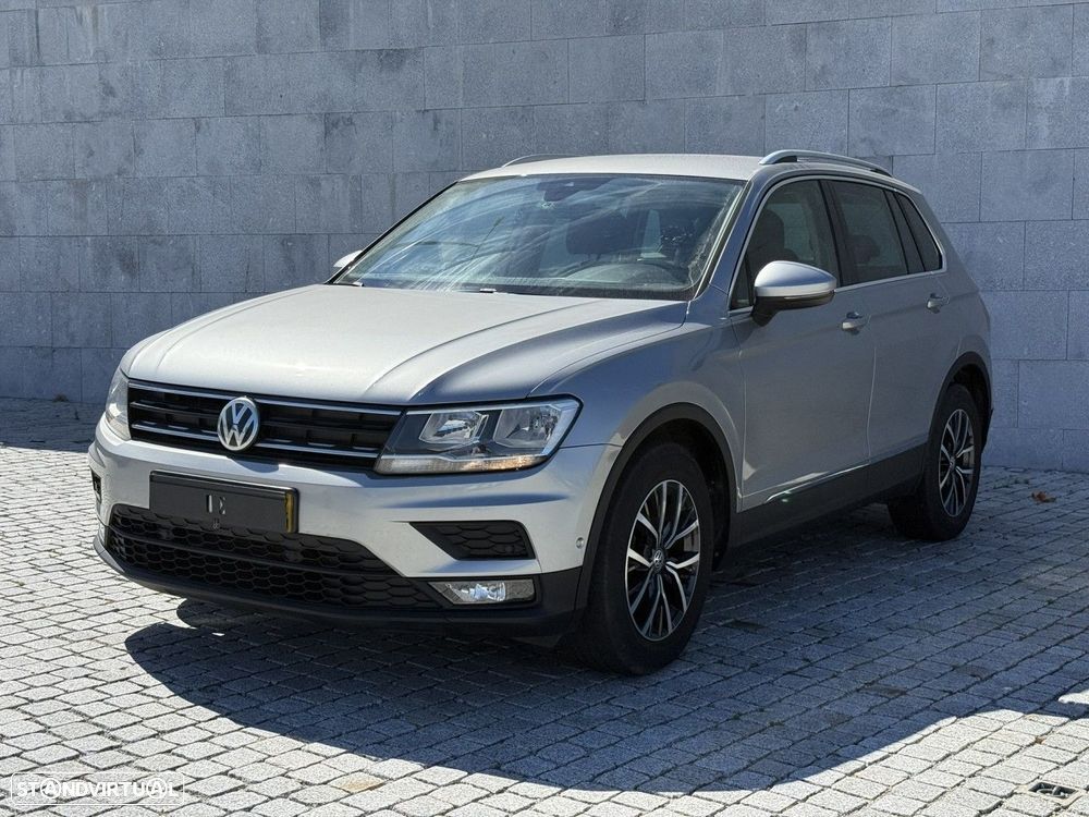 VW Tiguan 1.6 TDI Confortline - 1