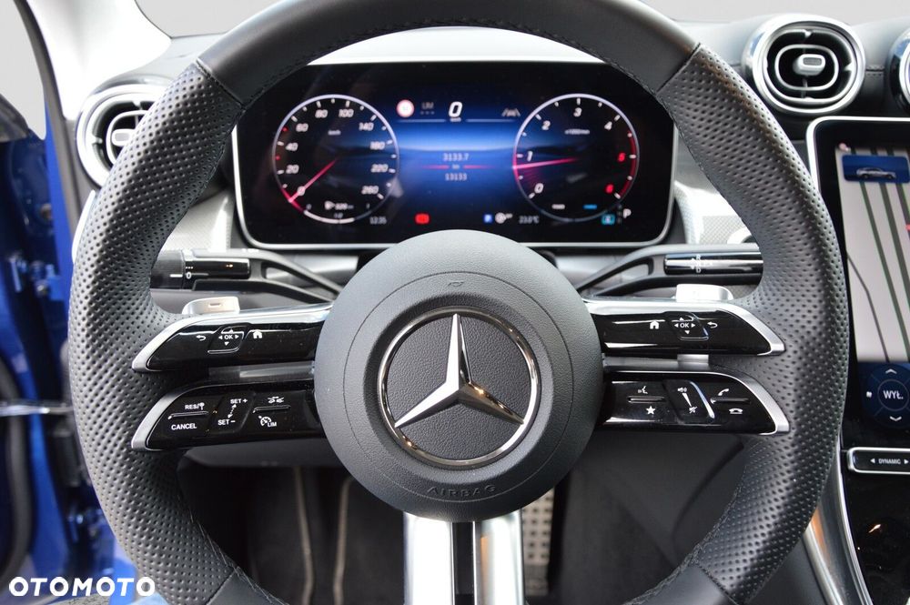 Mercedes-Benz GLC - 16
