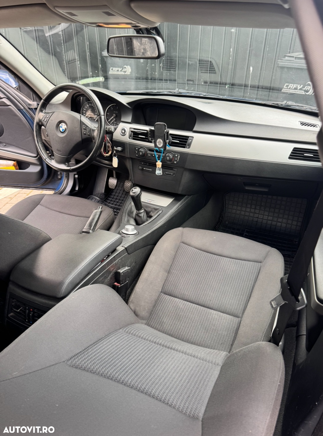 BMW Seria 3 320d - 4