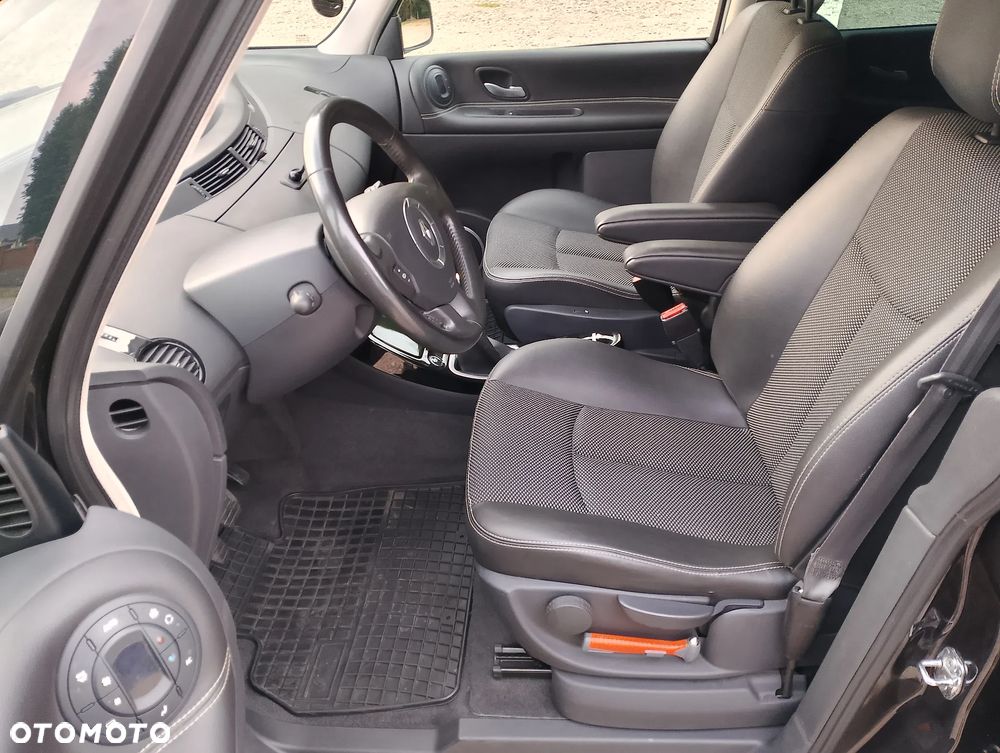 Renault Grand Espace 2.0 Initiale - 26