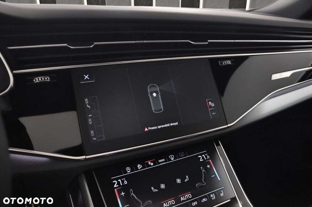 Audi SQ8 - 21