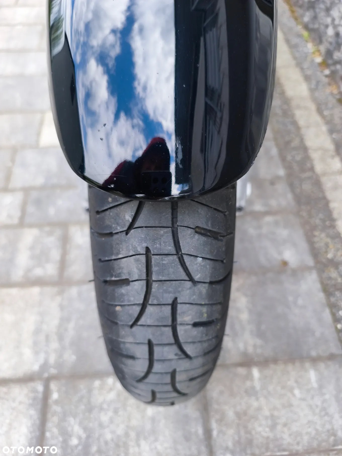 Suzuki GSX - 11