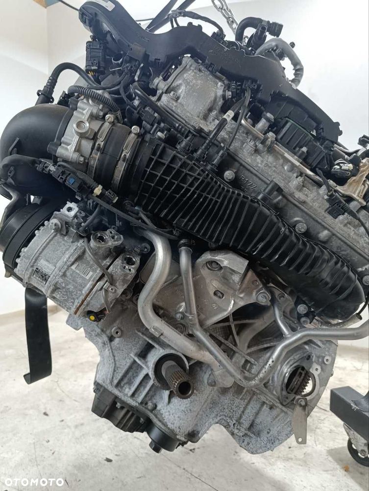 Silnik M177.950 4.0L AWD z Aston Martin DBX 2021, wersja USA - 12