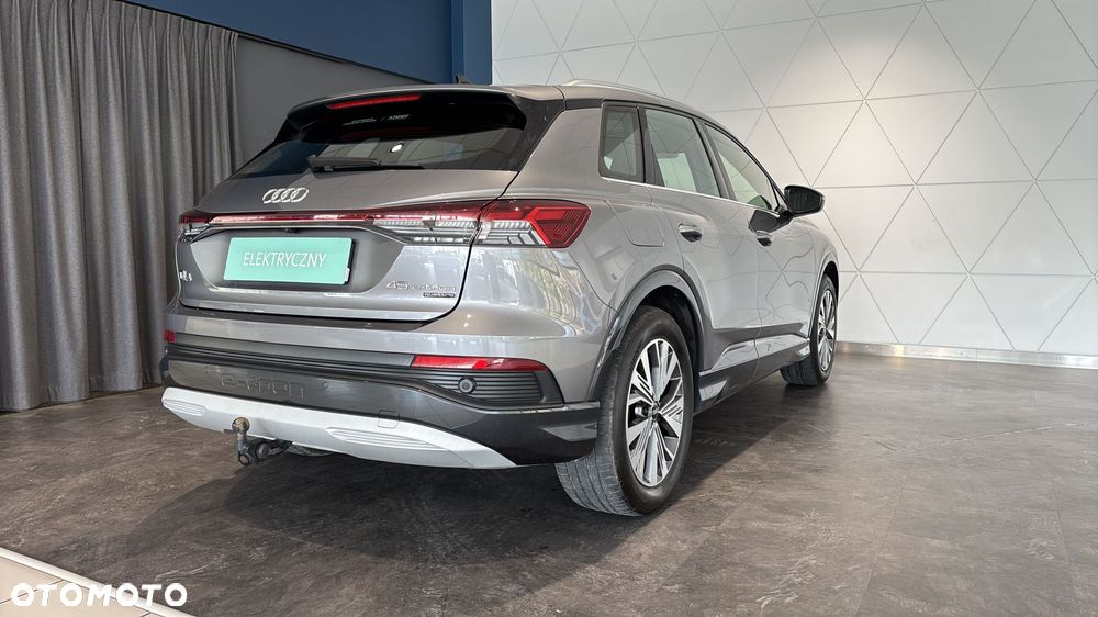 Audi Q4 e-tron - 6
