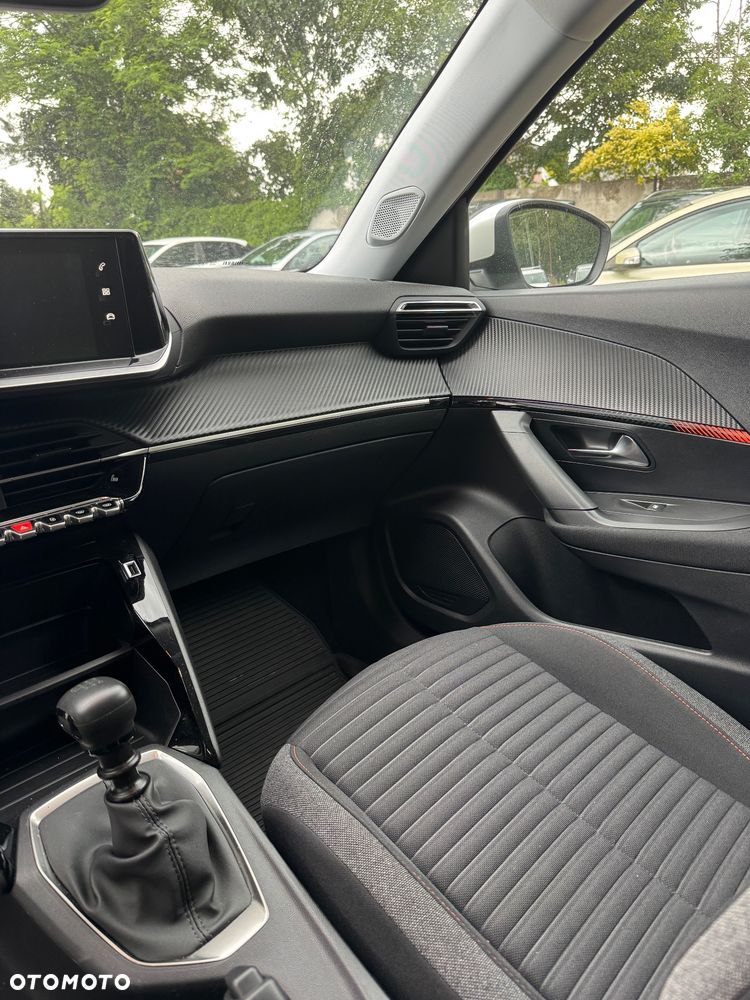 Peugeot 2008 1.2 PureTech Active Pack S&S - 16