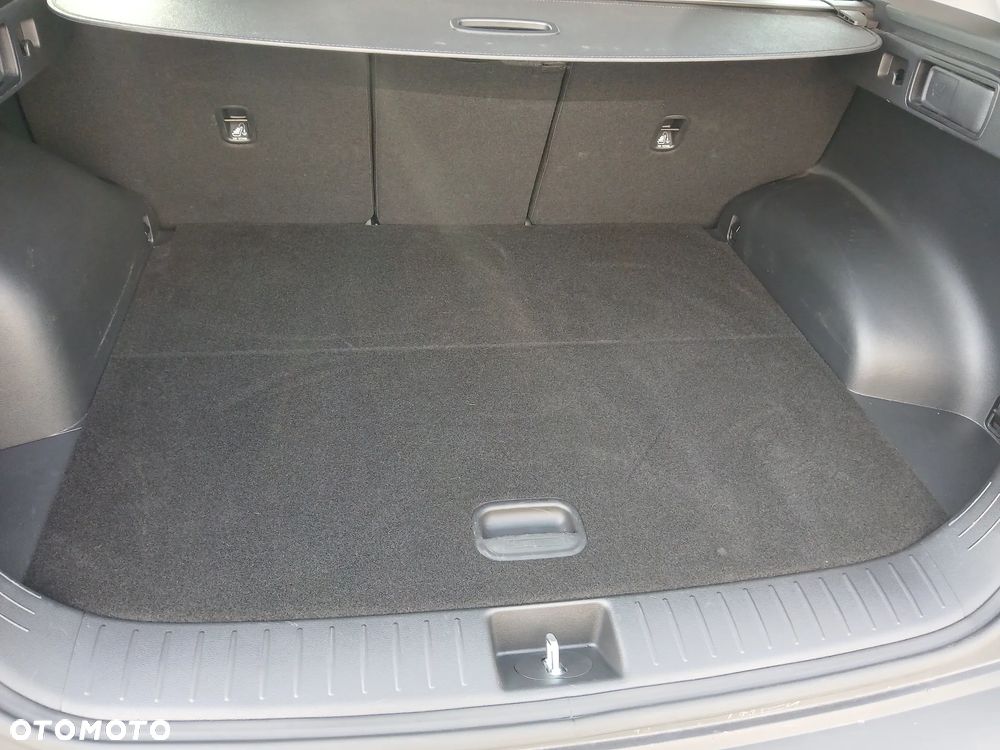 Kia Sportage 1.6 T-GDI MHEV M 2WD DCT - 12