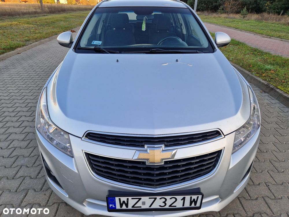 Chevrolet Cruze 1.6 LS+ - 5