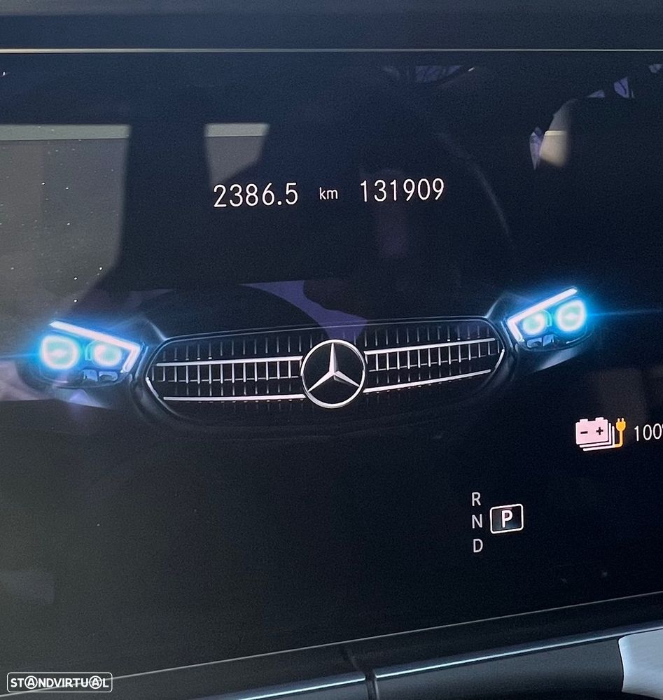 Mercedes-Benz E 300 de 4Matic 9G-TRONIC AMG Line - 36