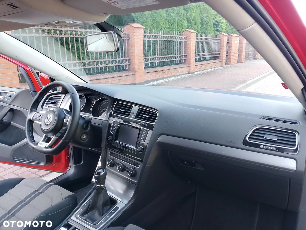 Volkswagen Golf 1.6 TDI Comfortline - 6