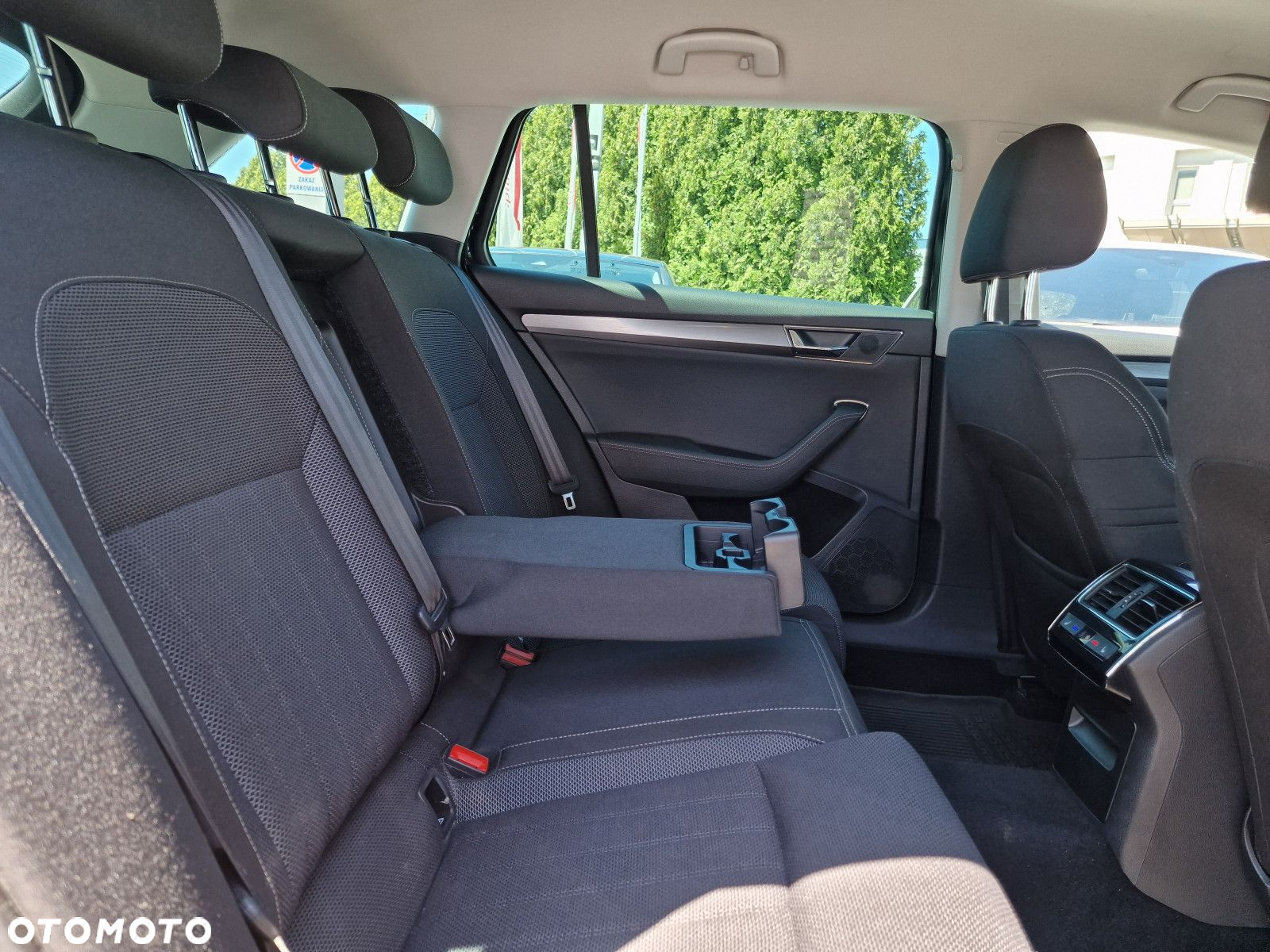 Skoda Superb 2.0 TDI Style DSG - 15