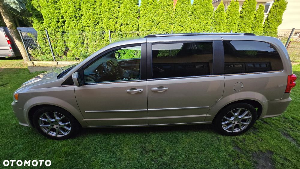 Dodge Grand Caravan 3.6 R/T - 18