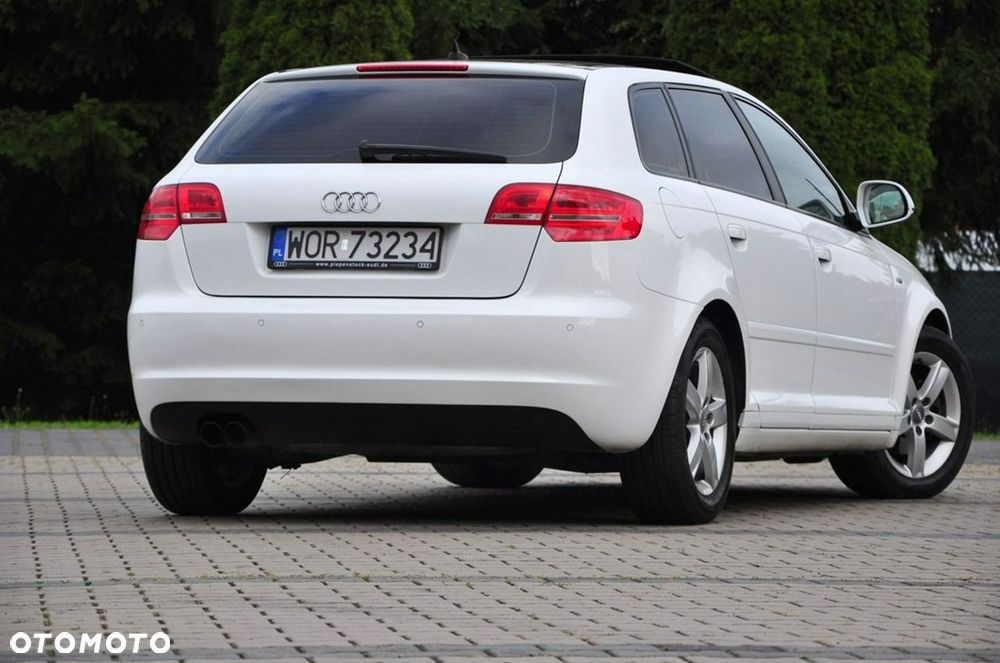 Audi A3 Sportback - 16