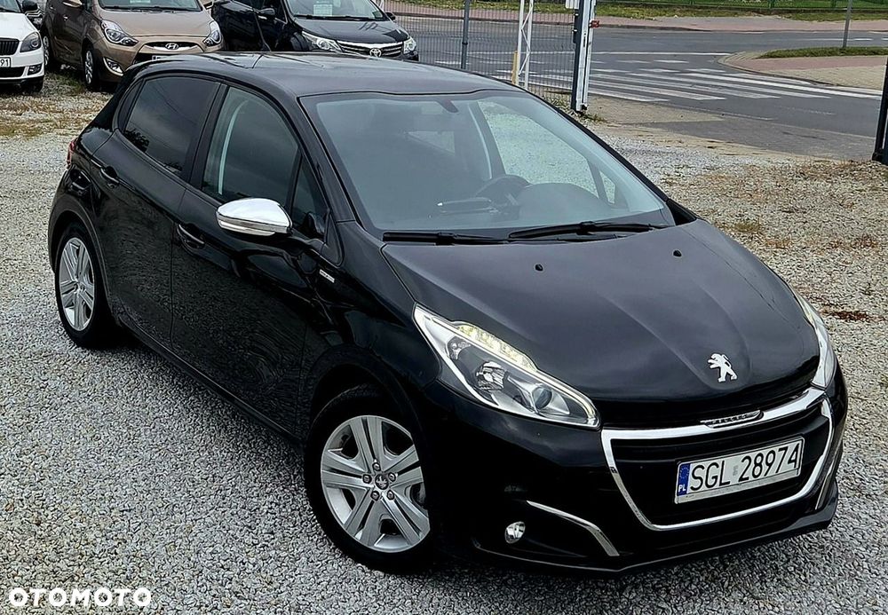 Peugeot 208 - 1