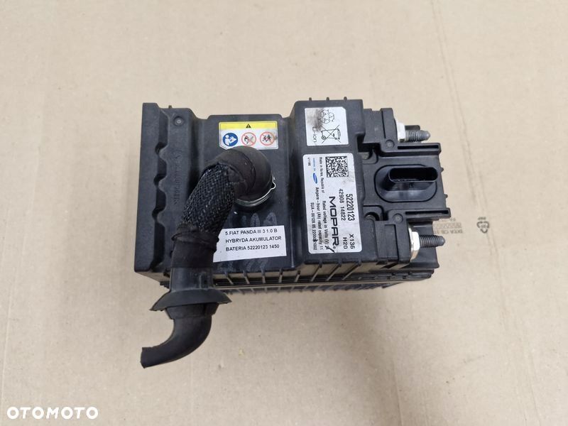 FIAT PANDA III 3 1.0 B HYBRYDA AKUMULATOR BATERIA 52220123 11AH - 2