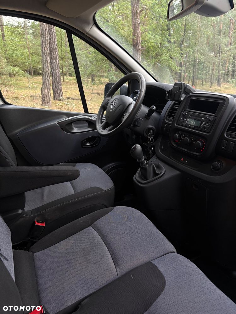 Opel Vivaro - 15