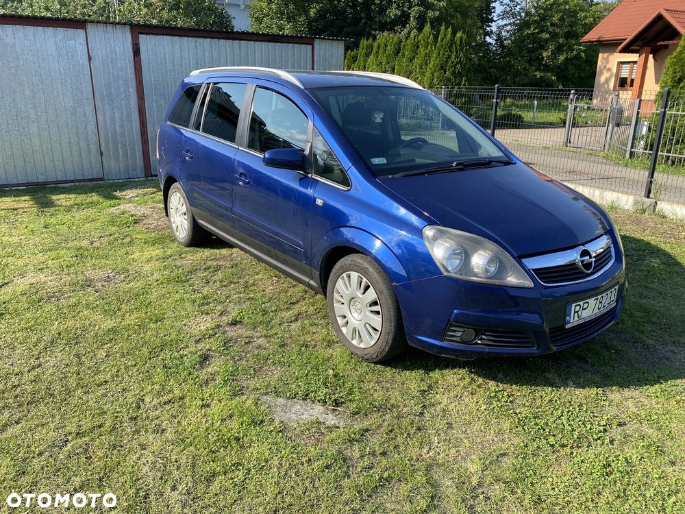 Opel Zafira - 3