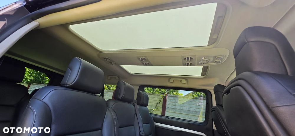 Peugeot Traveller 2.0 BlueHDi Long Business - 14