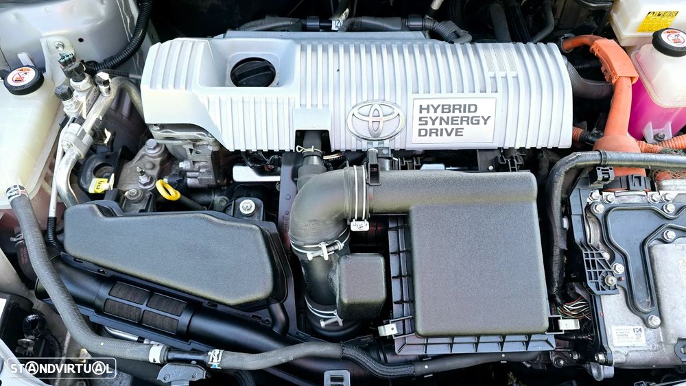 Toyota Auris 1.8 HSD Comfort +P.Techno+P.Sport - 29