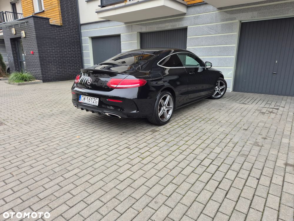 Mercedes-Benz Klasa C 300 7G-TRONIC - 5