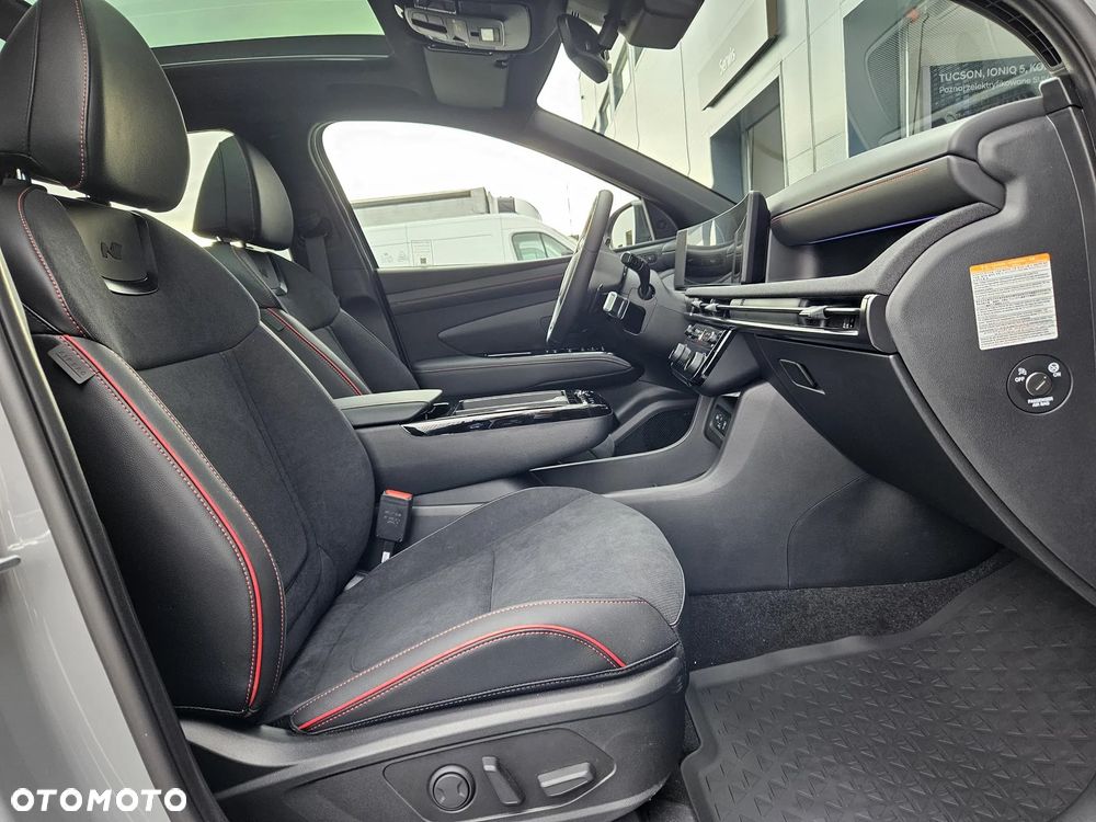 Hyundai Tucson 1.6 T-GDi HEV N-Line 2WD - 18