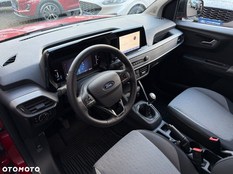 Ford Tourneo Courier - 8