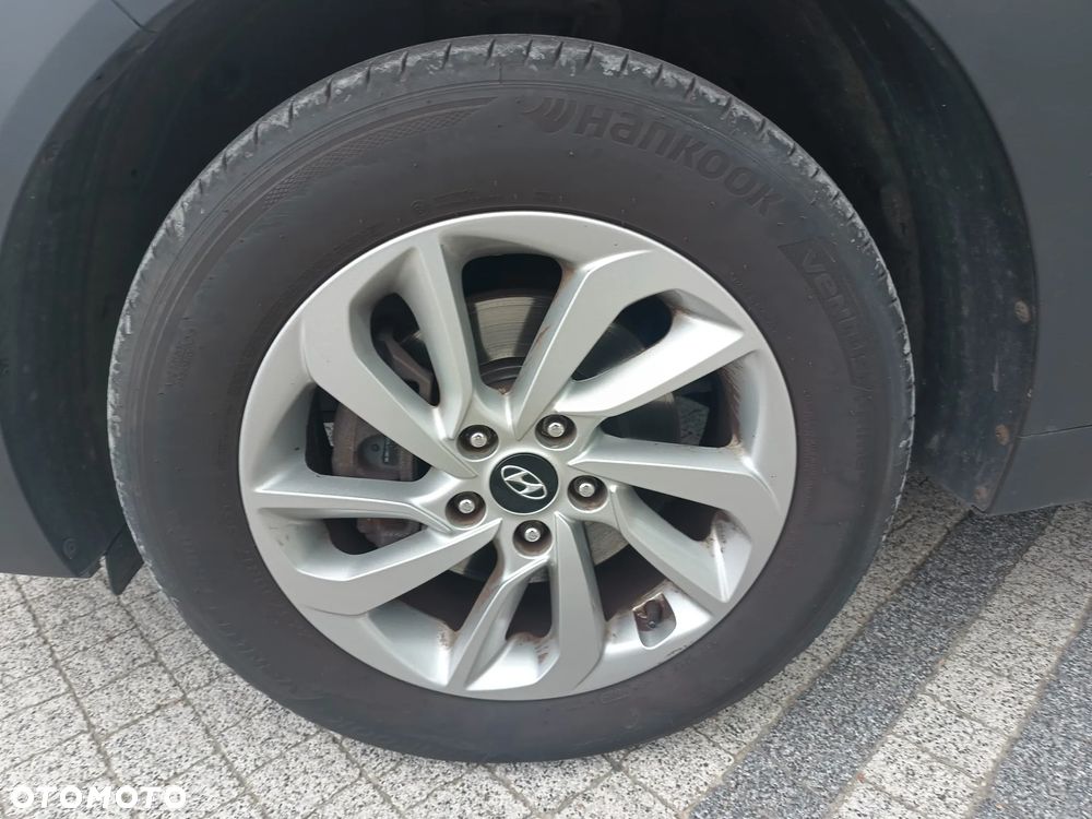 Hyundai Tucson blue 1.7 CRDi 2WD Advantage - 18