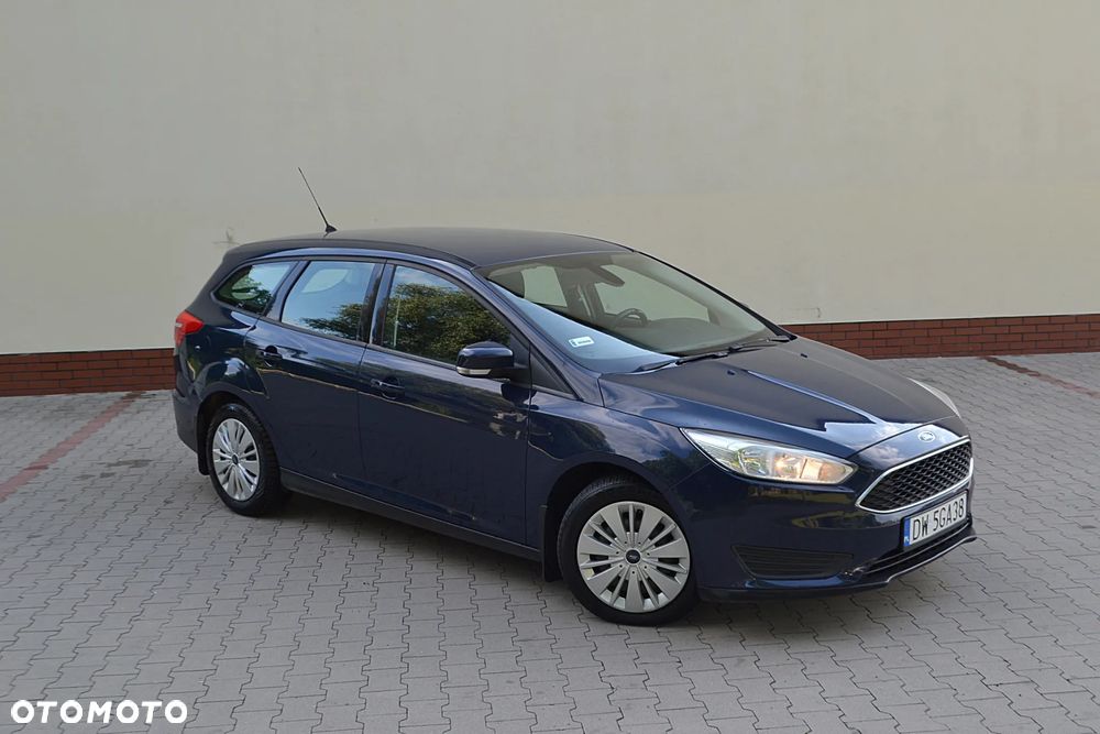 Ford Focus 1.5 TDCi Trend - 4