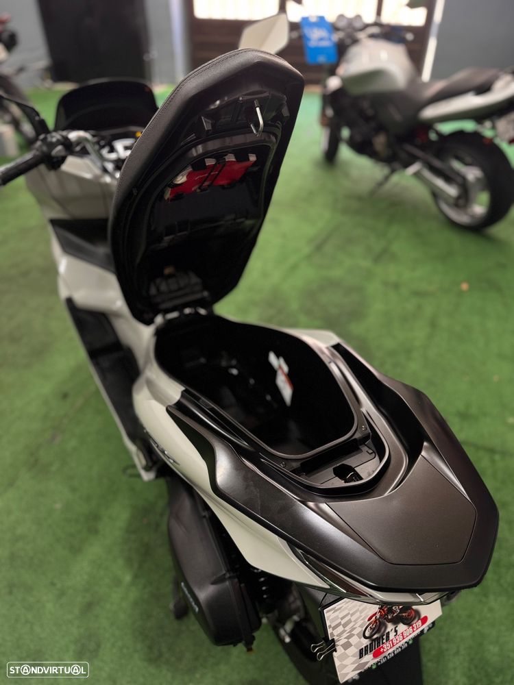 Honda PCX125 - 5