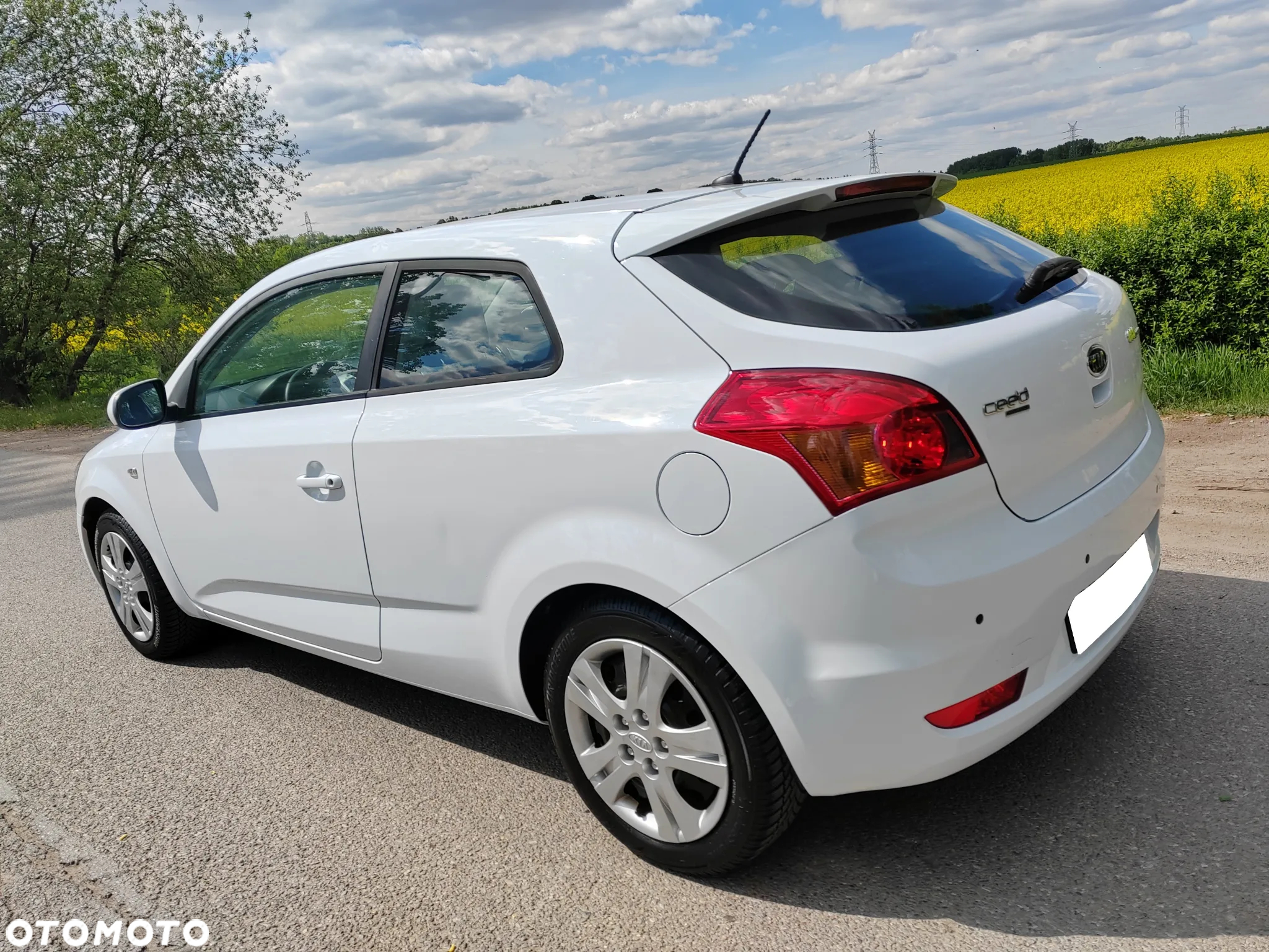 Kia ProCeed Pro_cee'd 1.4 Comfort + - 4